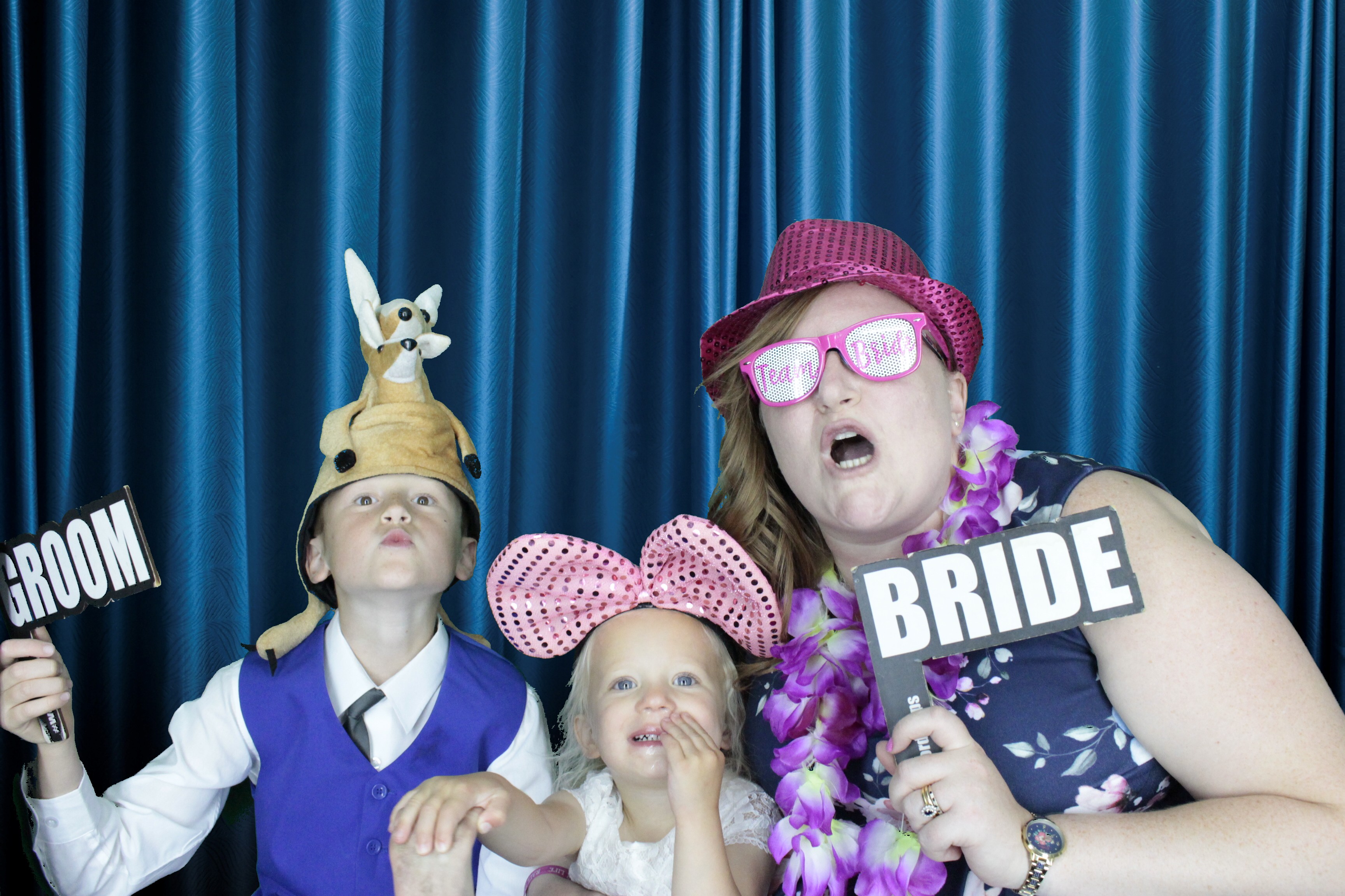 Katie and Jons Wedding | View more photos from the event at gallery.myphotoboothexperience.co.uk/u/MyPhotoBoothExperienceLtd/Katie-and-Jons-Wedding